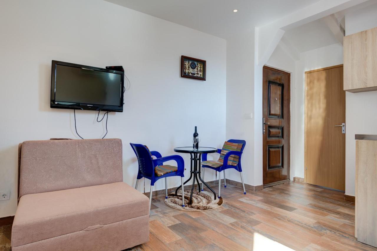 Sunny Grapes Apartments Budva Exterior photo